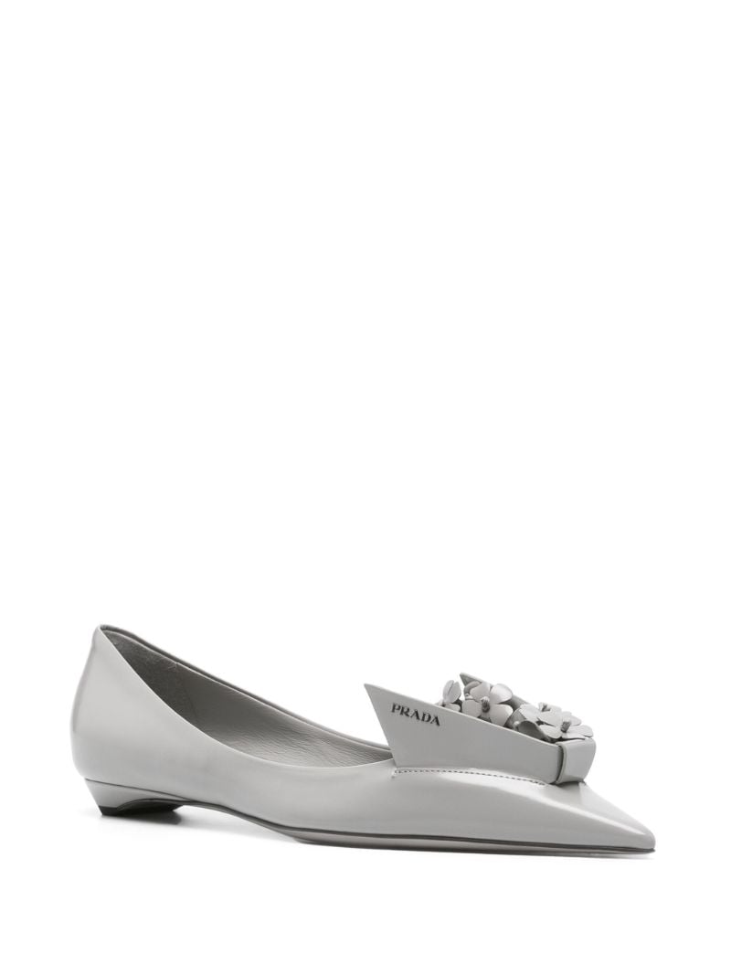 Grey Floral-appliquÃ_x0083_Â© Leather Ballet Pumps