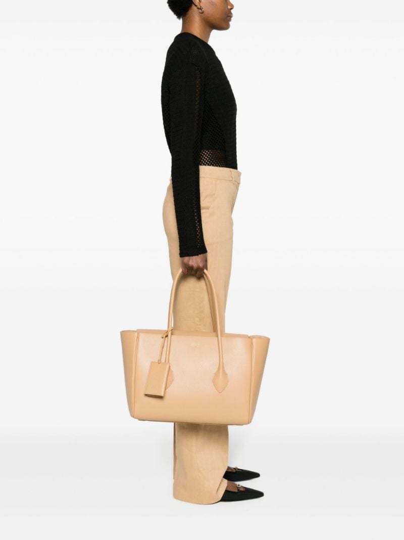 Neutral East-west Large Leather Tote Bag