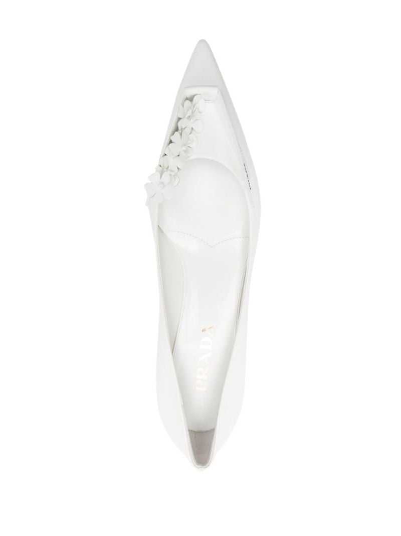 White 45 Floral-appliquÃ_x0083_Â© Leather Pumps