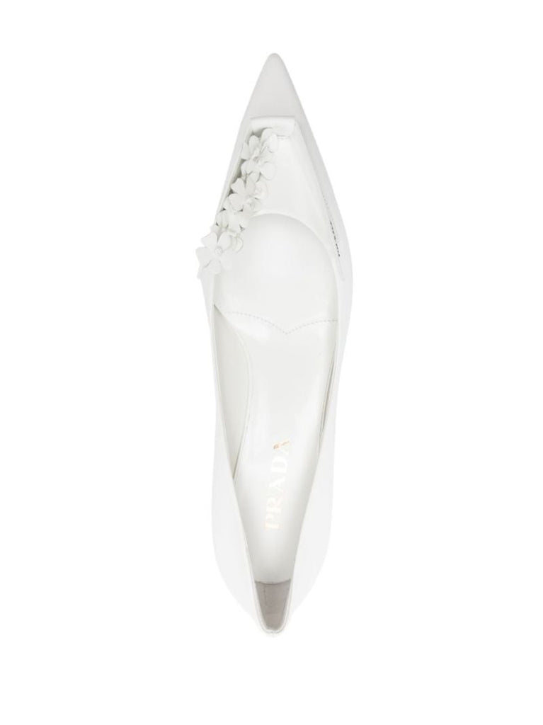 White 45 Floral-appliquÃ_x0083_Â© Leather Pumps