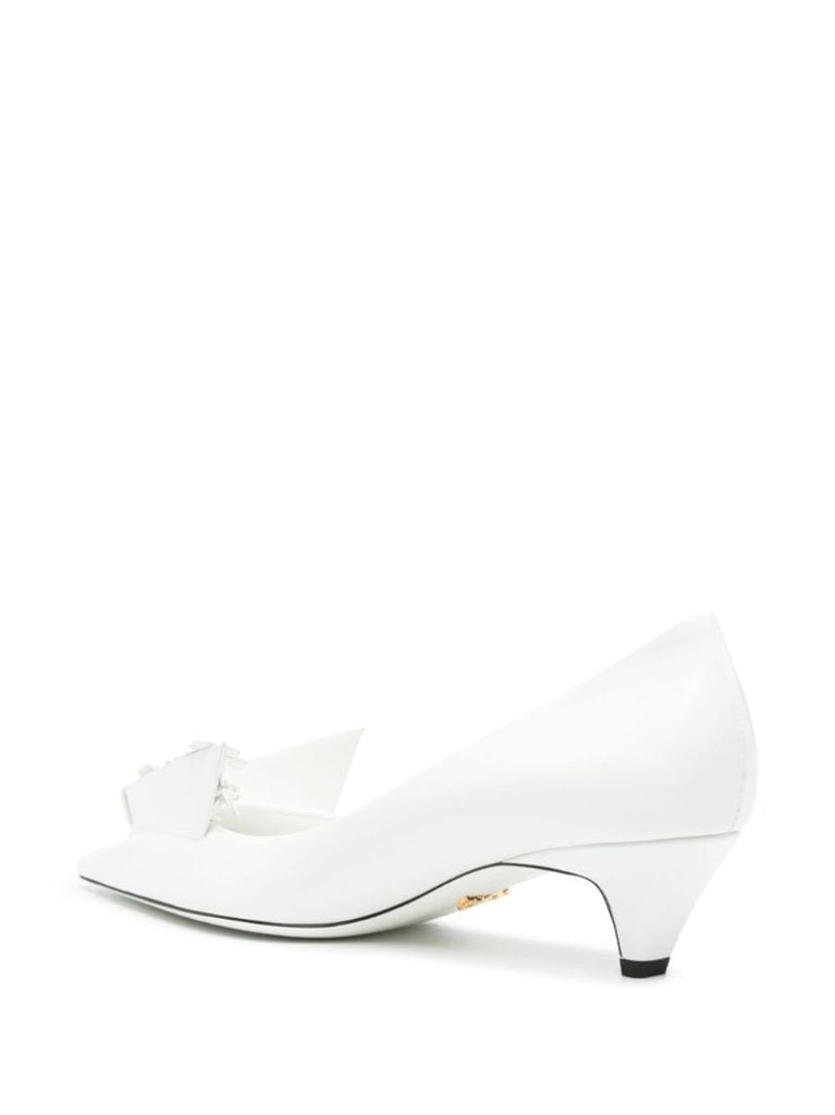 White 45 Floral-appliquÃ_x0083_Â© Leather Pumps