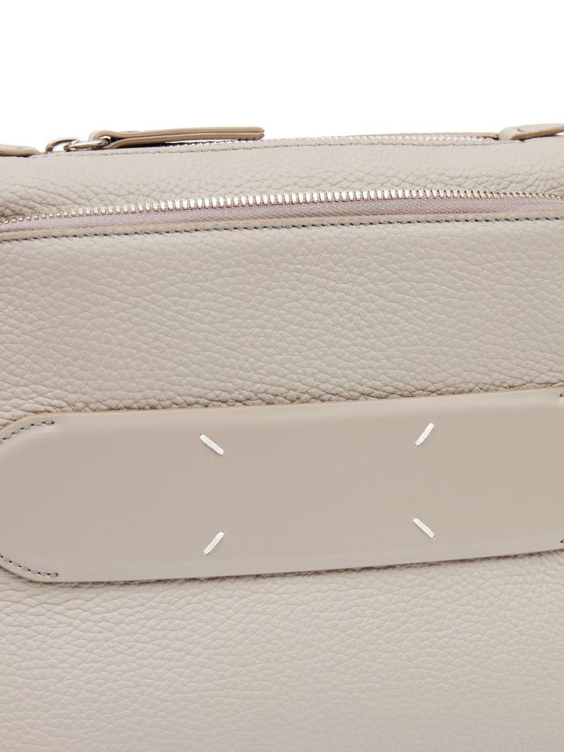 Neutral Soft 5ac Leather Shoulder Bag