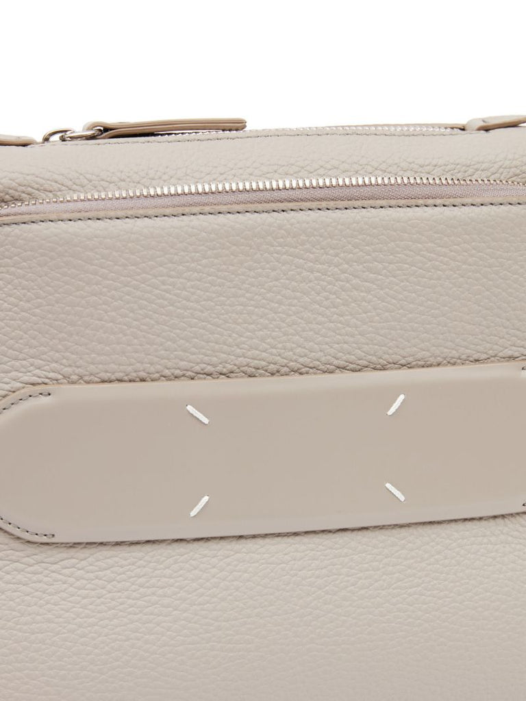 Neutral Soft 5ac Leather Shoulder Bag