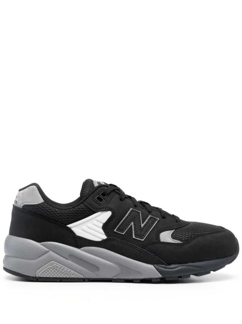 580 Sneakers
