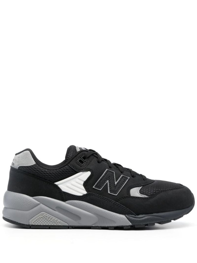 580 Sneakers