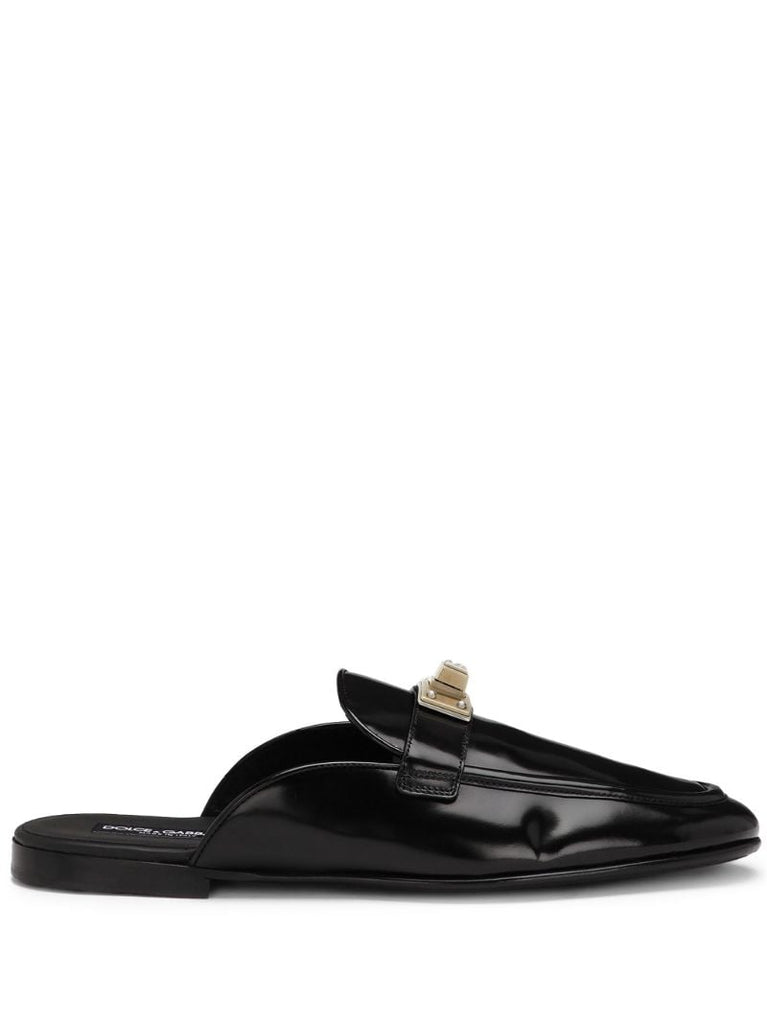 Black Logo-plaque Slides