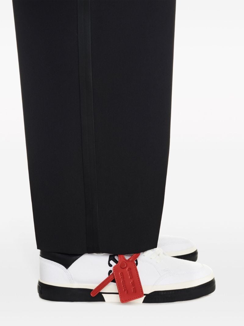 White Low Vulcanized Canvas Sneakers