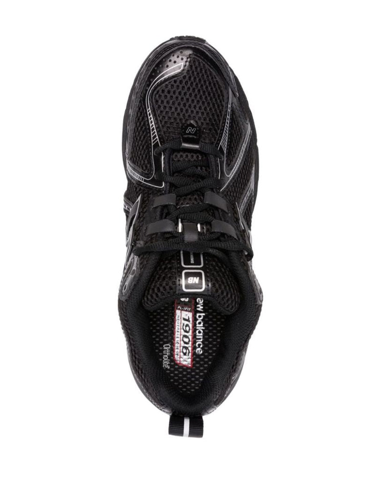 1906r Sneakers