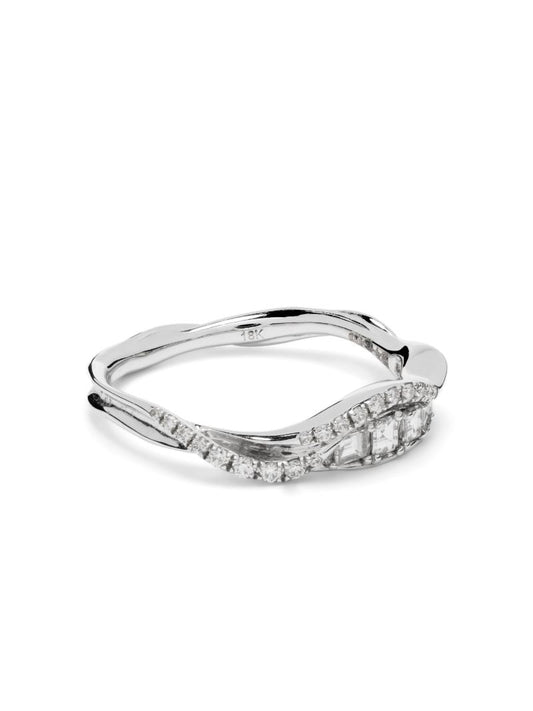 18k White Gold Inhale Diamond Ring
