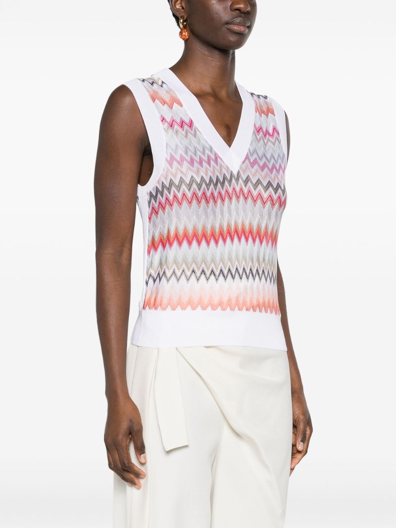 White Zigzag Knitted Vest