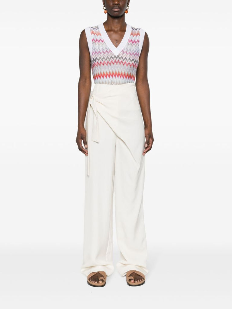 White Zigzag Knitted Vest