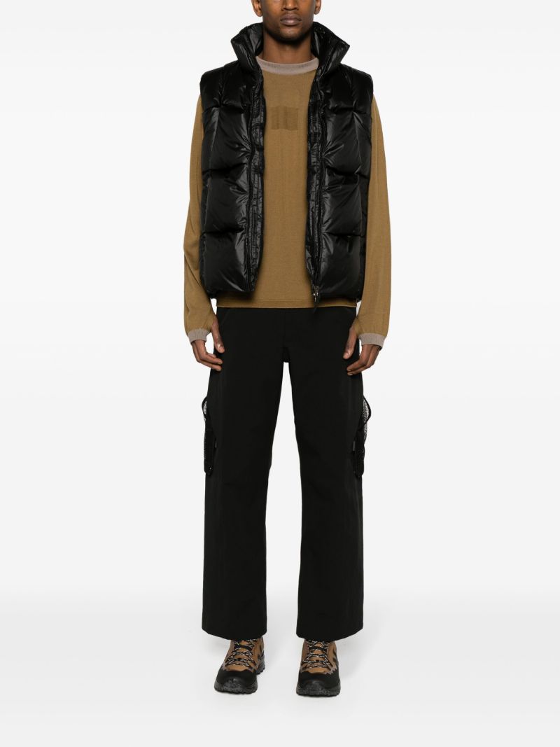 Black Three-dimensional Down Vest