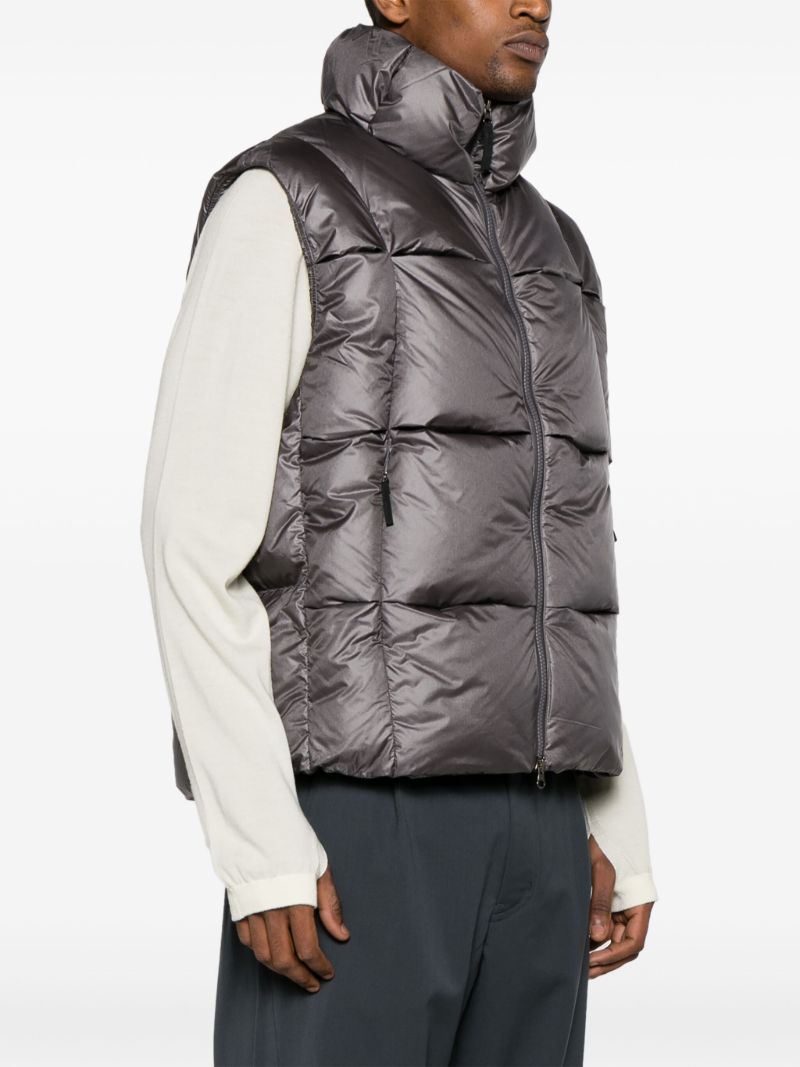 Grey Three-dimensional Quilted Vest