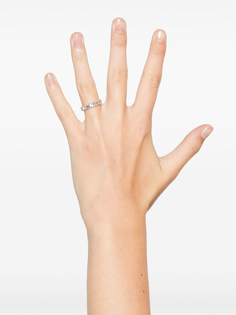 18k White Gold Classic Diamond Ring