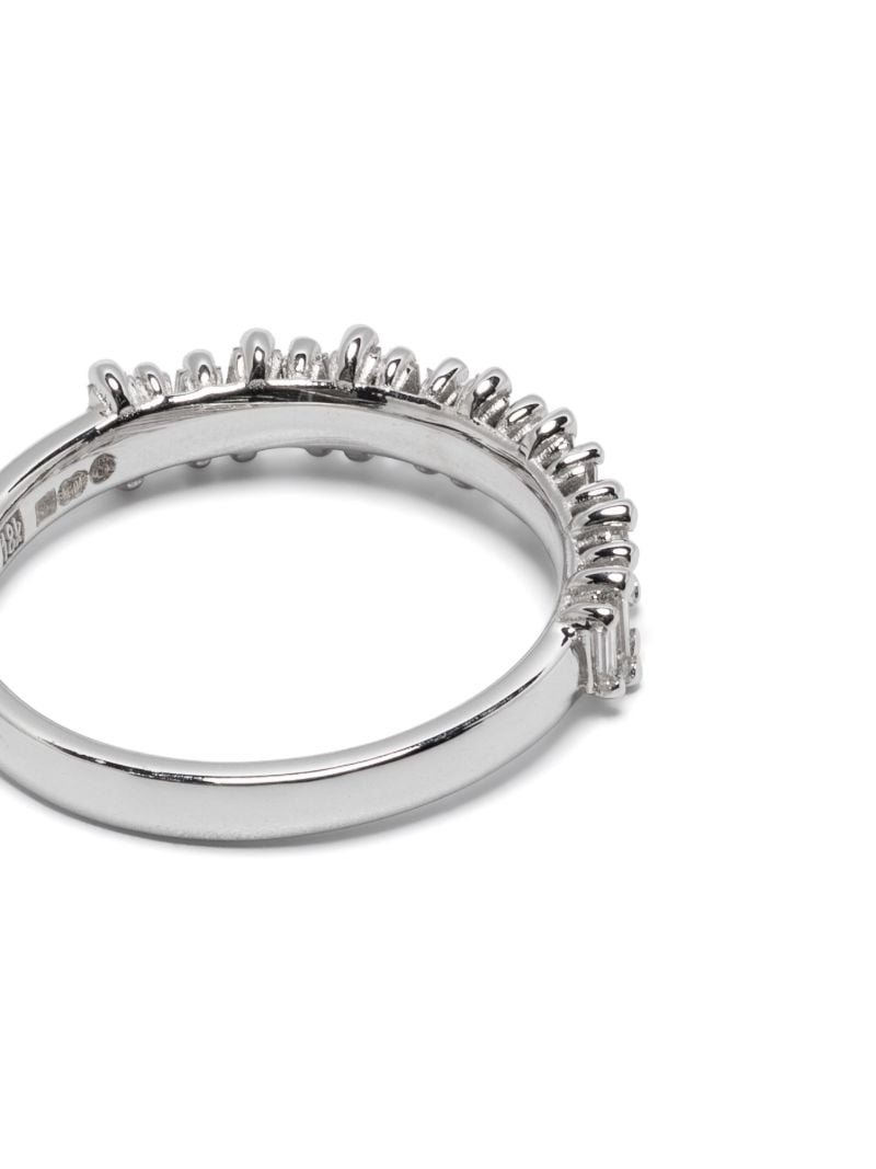 18k White Gold Classic Diamond Ring