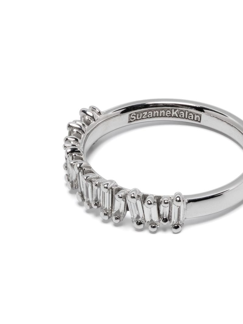 18k White Gold Classic Diamond Ring