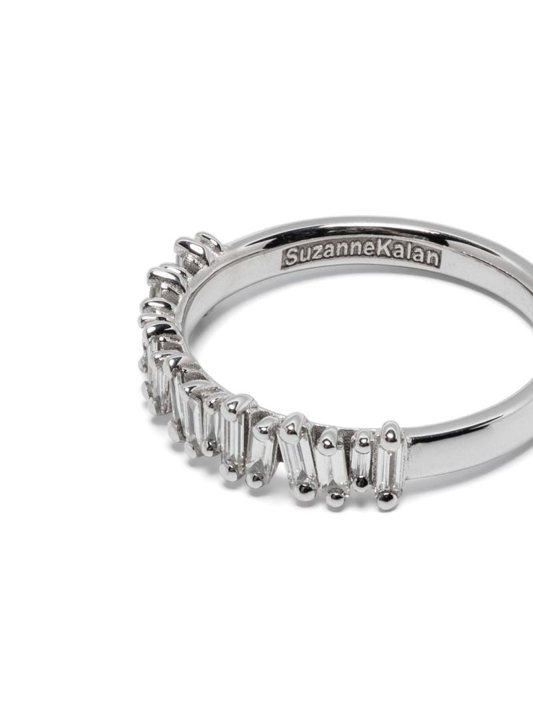 18k White Gold Classic Diamond Ring