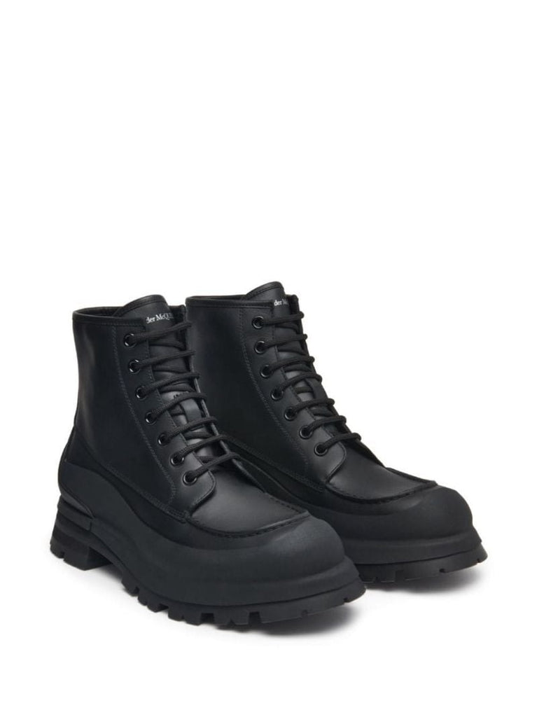 Black Wander Lace-up Leather Boots