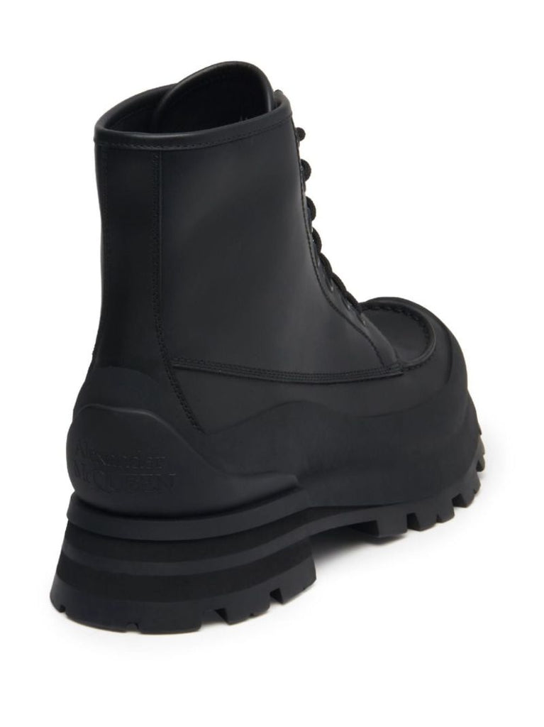 Black Wander Lace-up Leather Boots