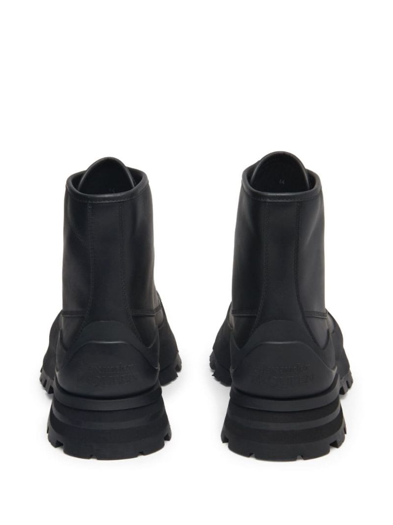 Black Wander Lace-up Leather Boots