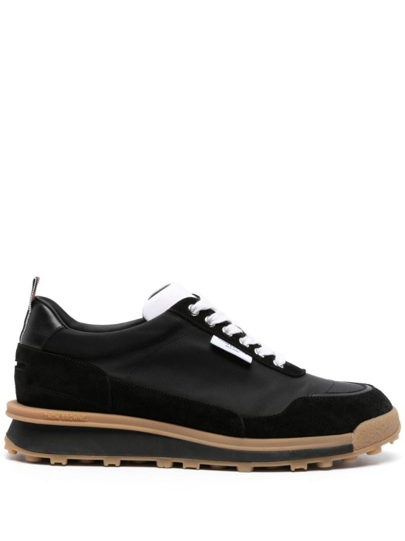 Alumni Sneakers