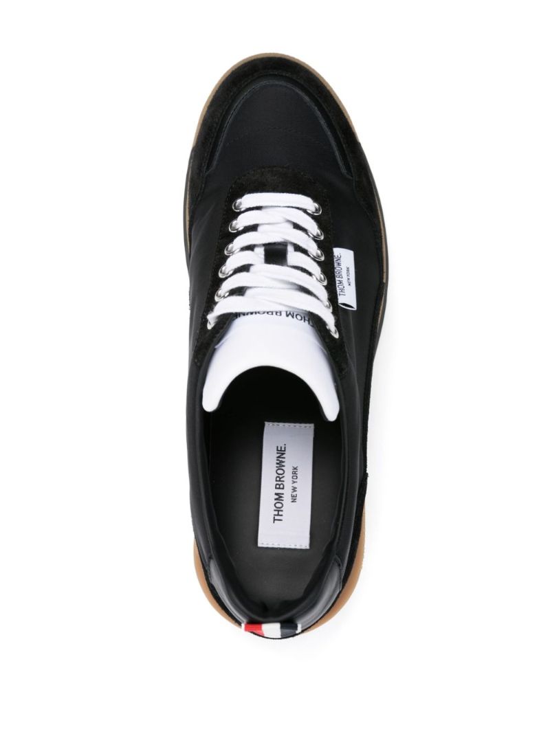 Alumni Sneakers