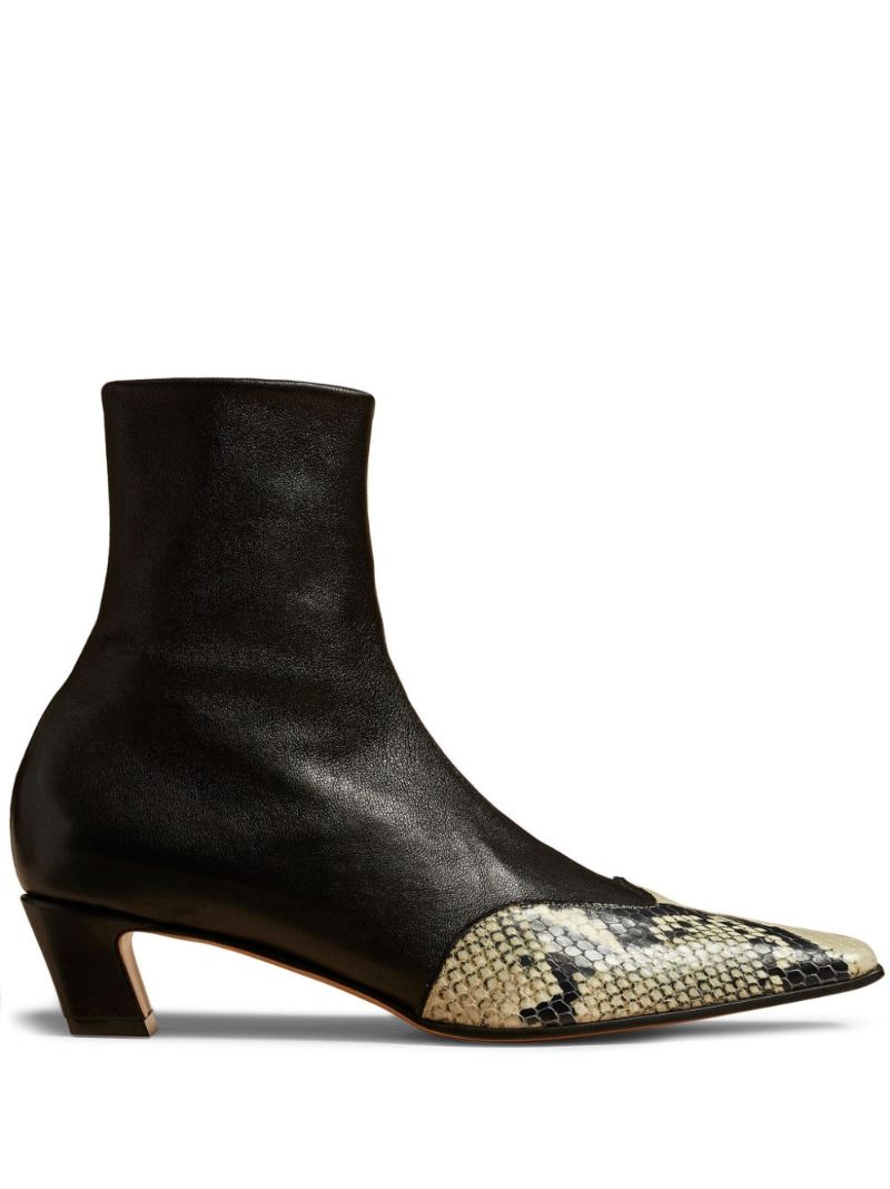 Black the Nevada 40 Ankle Boots