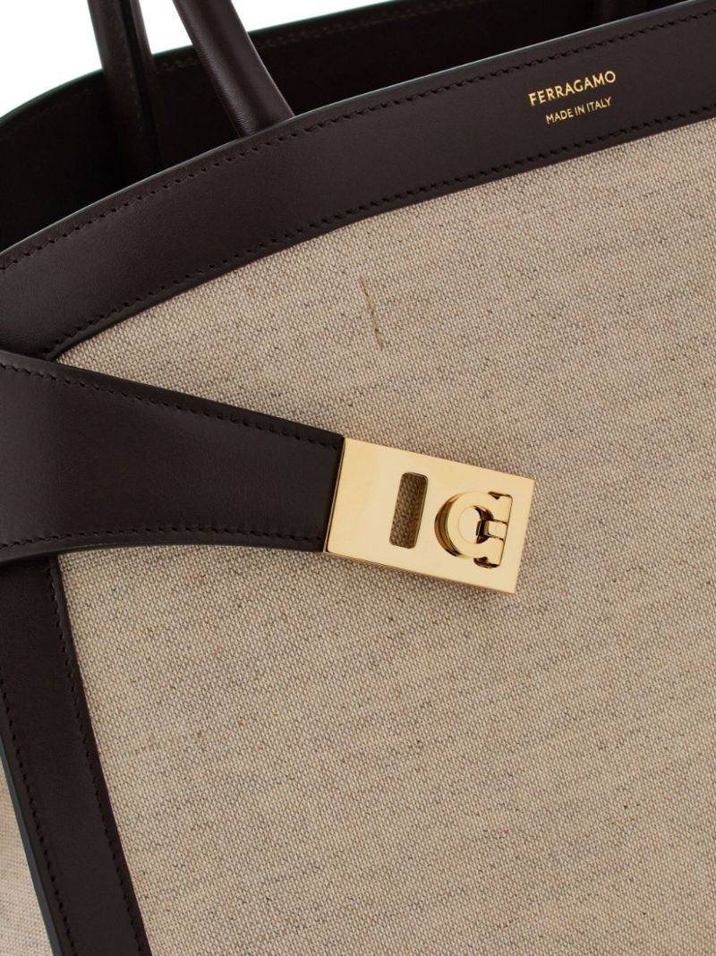 Neutral Hug Small Tote Bag