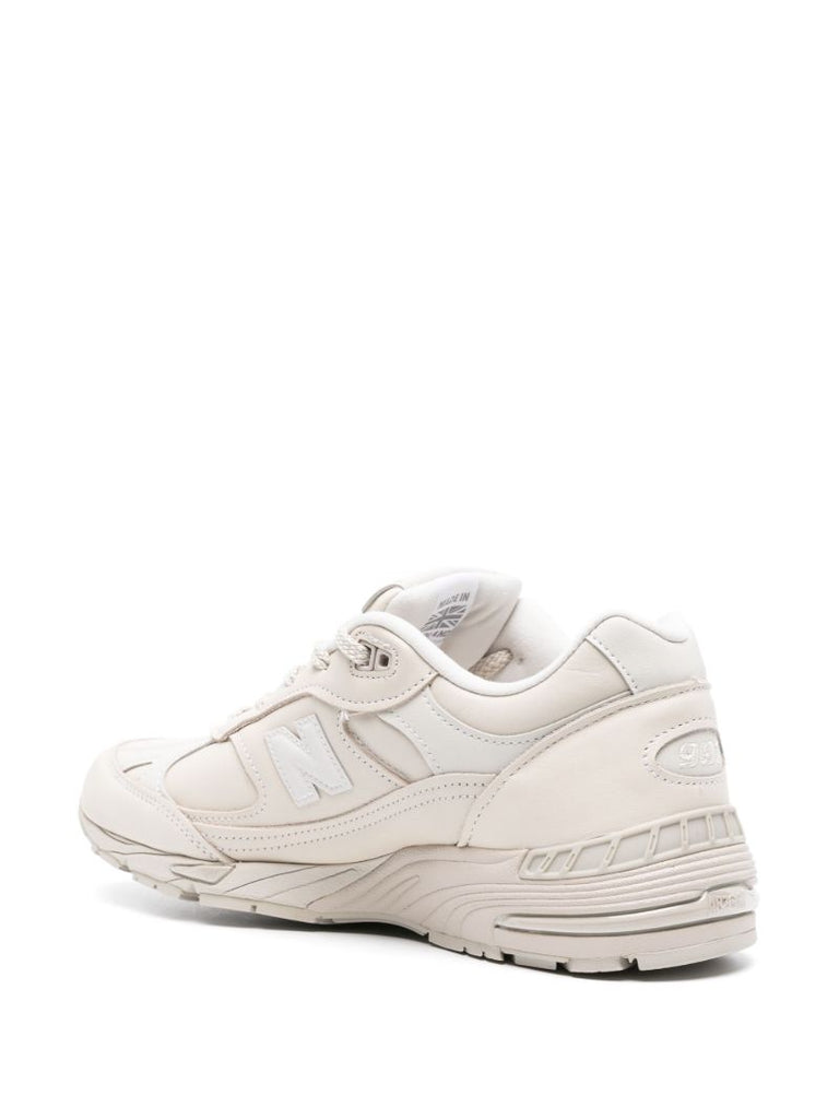 Made in Uk 991v1 Contemporary Luxe Sneakers