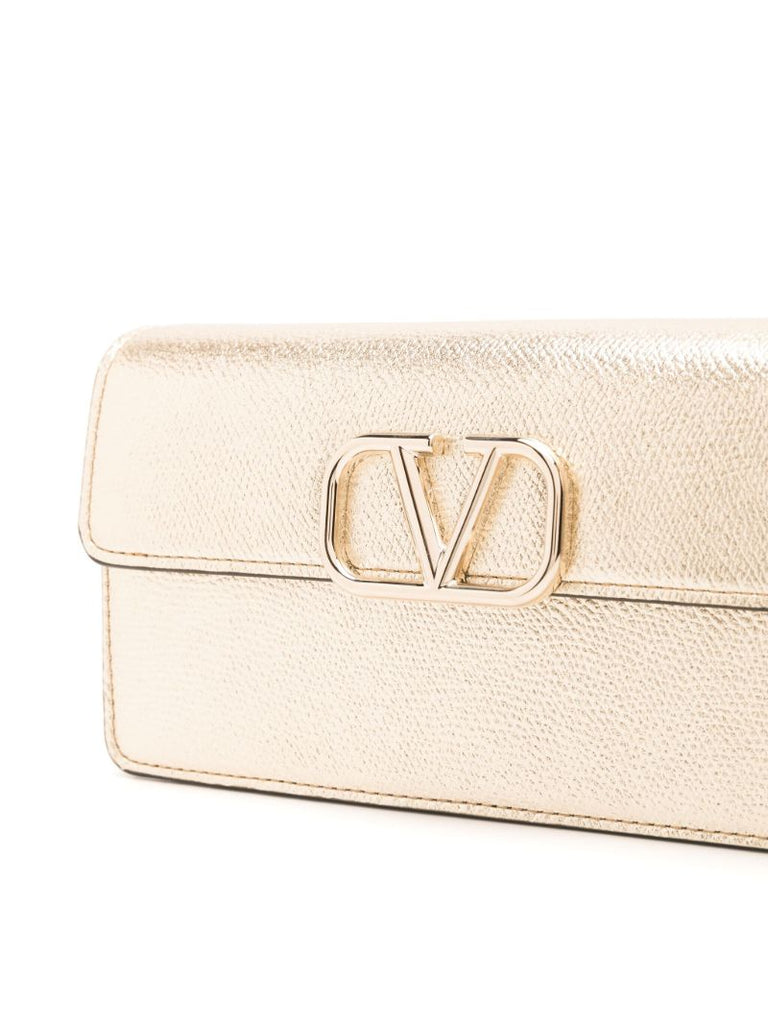 Gold Vlogo Signature Metallic Wallet on Chain