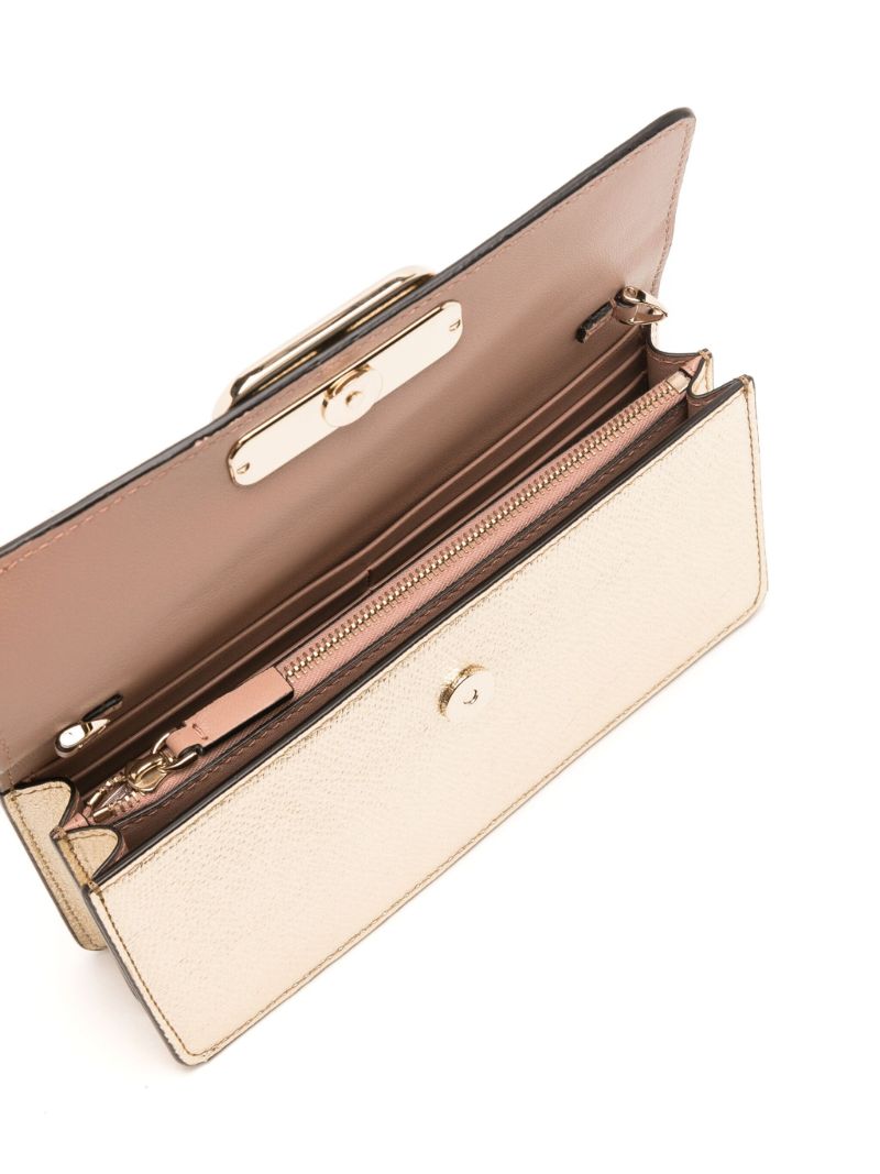 Gold Vlogo Signature Metallic Wallet on Chain