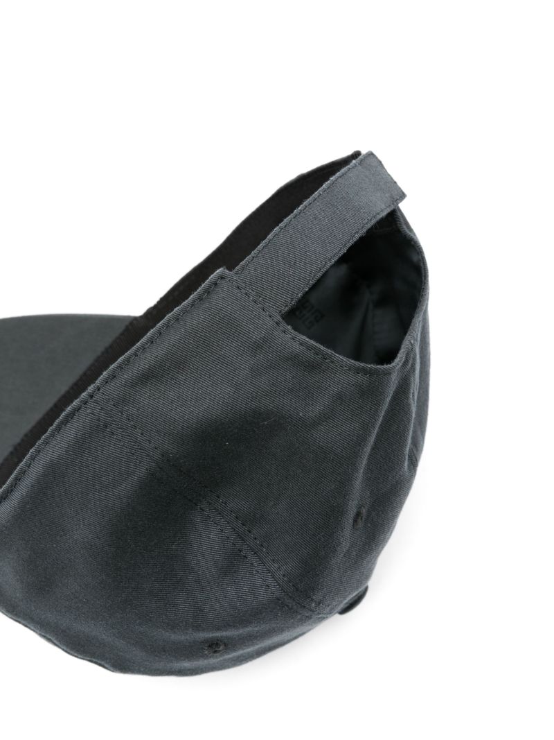 Black 4g-embossed Baseball Cap