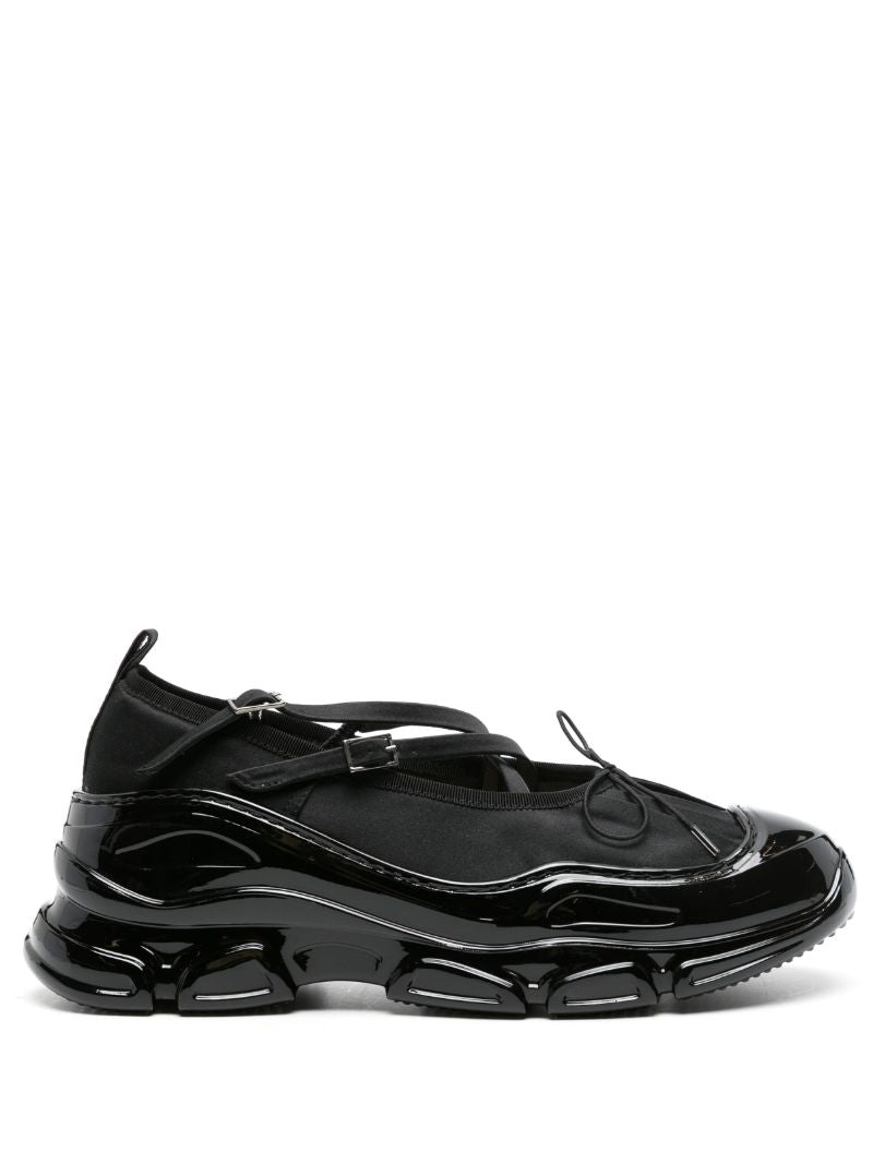 Black Criss-cross Tracker Sneakers