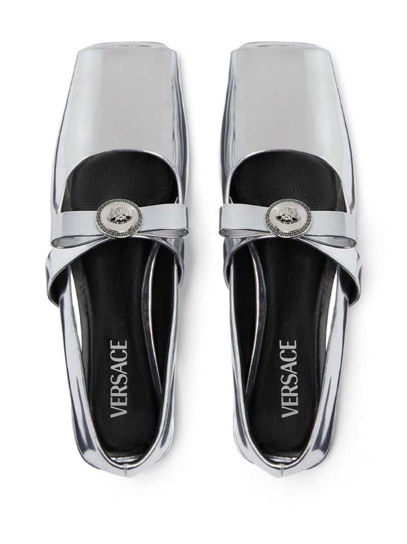 Silver-tone Gianni Ribbon Leather Ballerina Pumps
