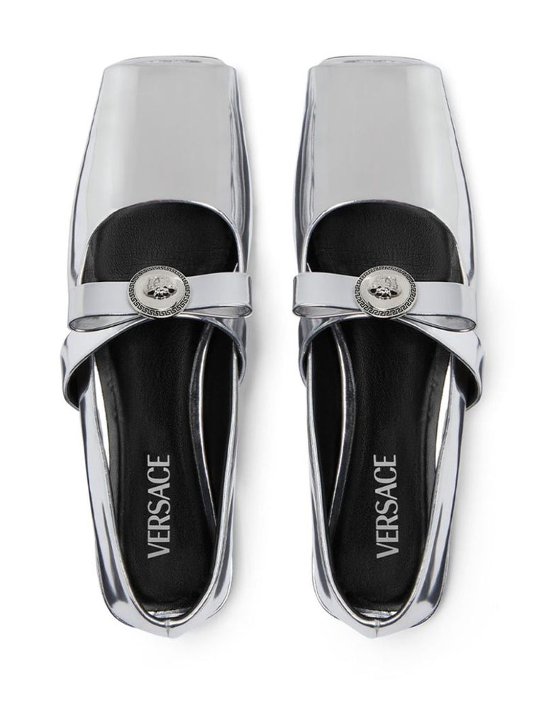 Silver-tone Gianni Ribbon Leather Ballerina Pumps