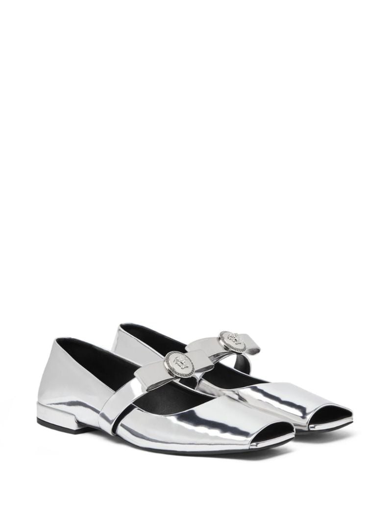 Silver-tone Gianni Ribbon Leather Ballerina Pumps