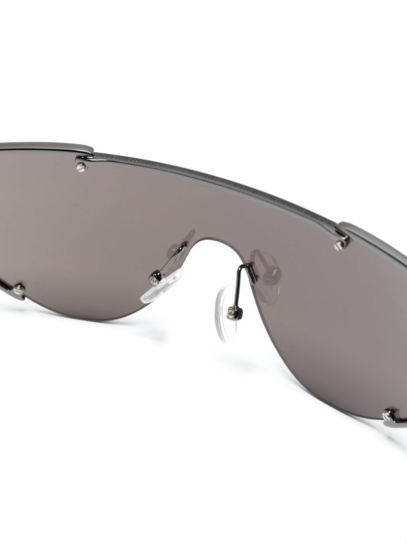 Black the Grip Shield-frame Sunglasses