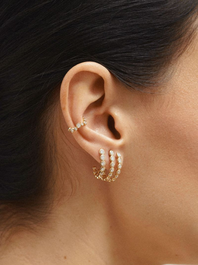 18k Yellow Gold Semi Diamond Earring