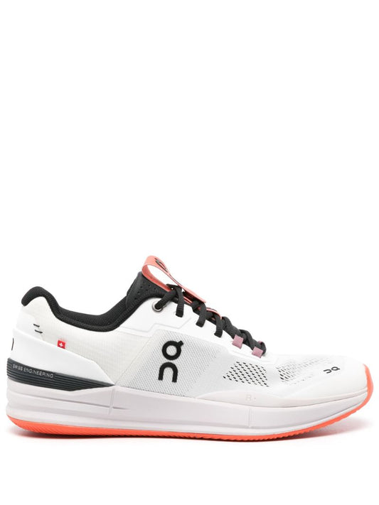 White the Roger Pro Sneakers