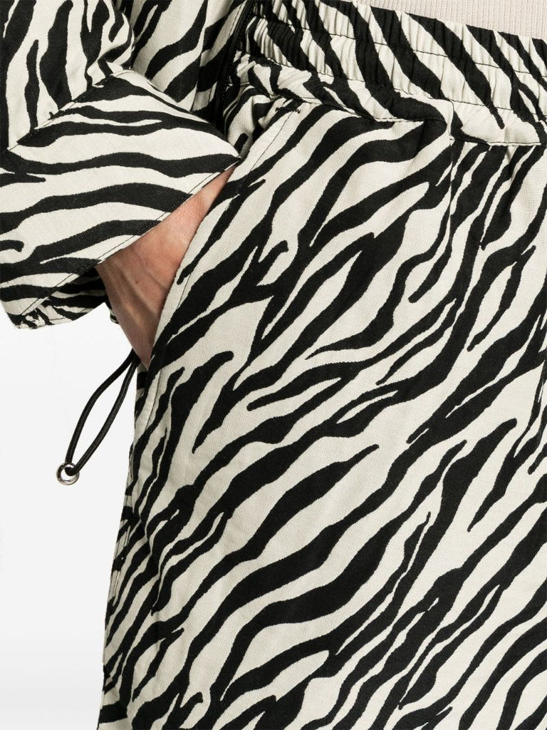 Black Zebra-print Elasticated-waist Shorts