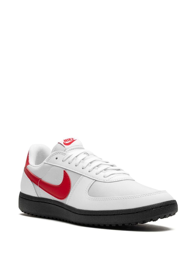 White Field General 82 Sneakers