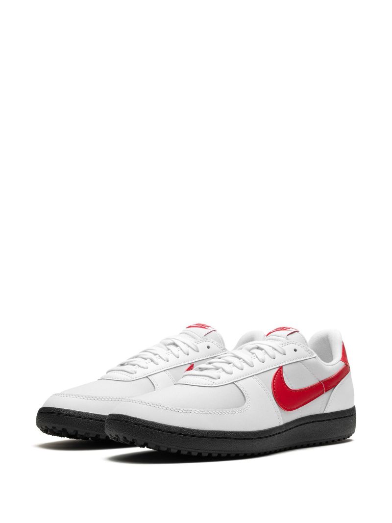 White Field General 82 Sneakers