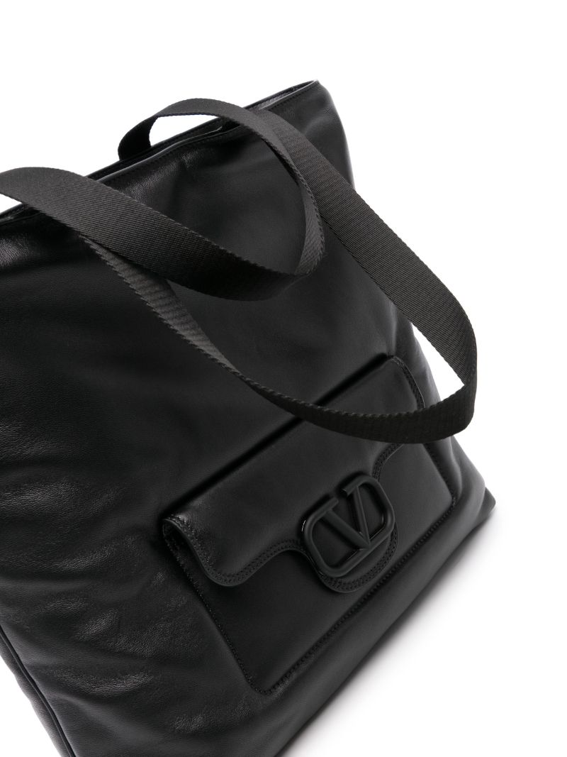 Black Vlogo Signature Leather Tote Bag