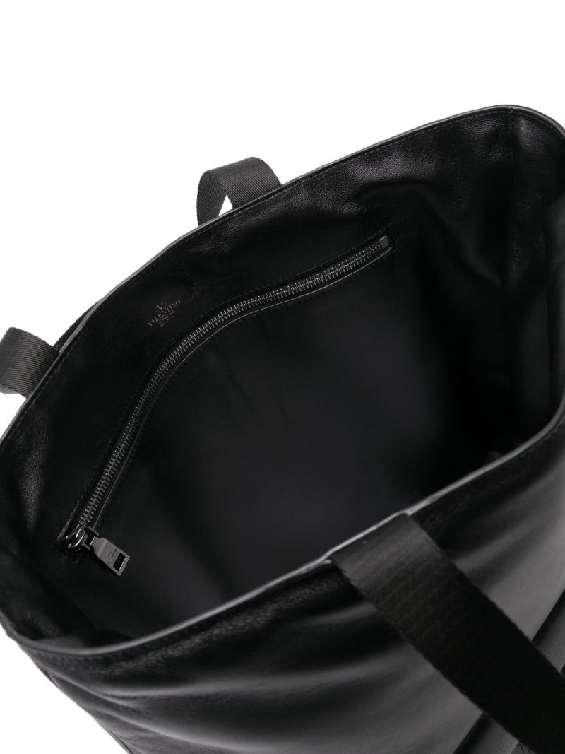 Black Vlogo Signature Leather Tote Bag