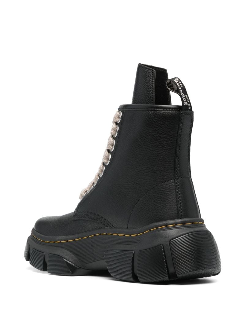 X Dr. Martens 1460 Leather Boots