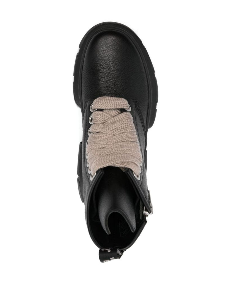 X Dr. Martens 1460 Leather Boots