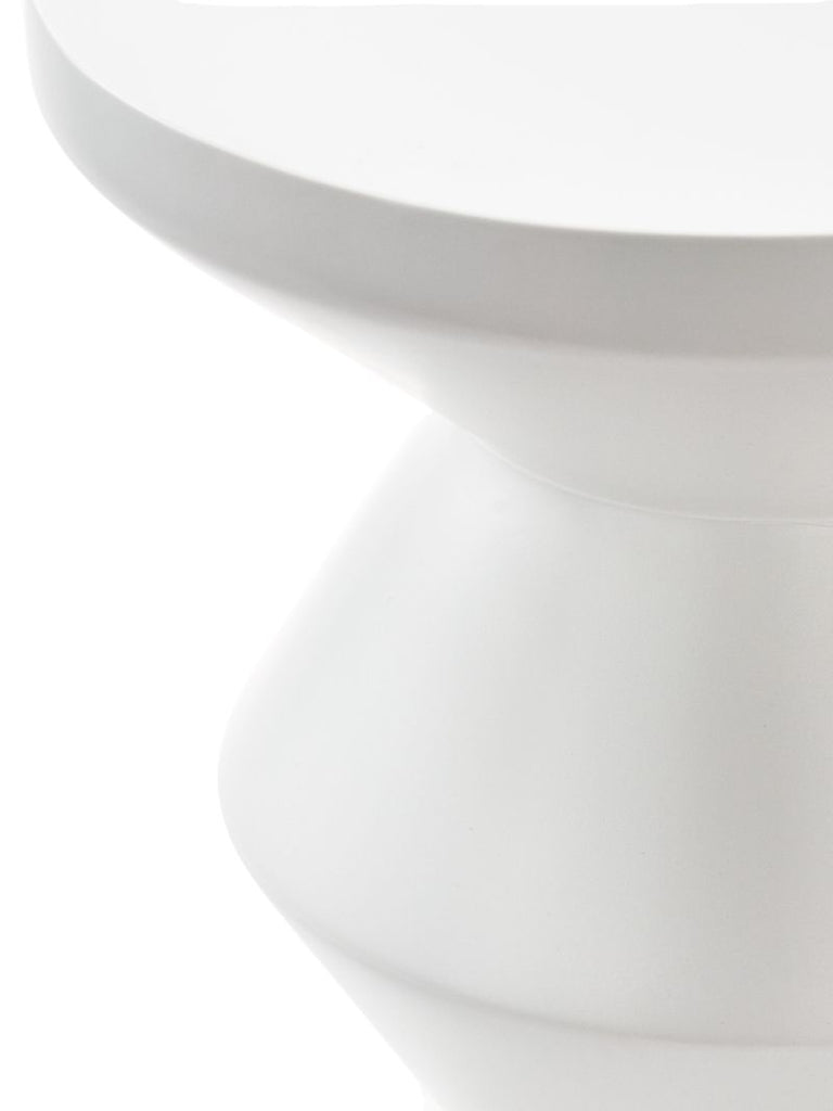 White Outdoor Zig Zag Lacquered Stool