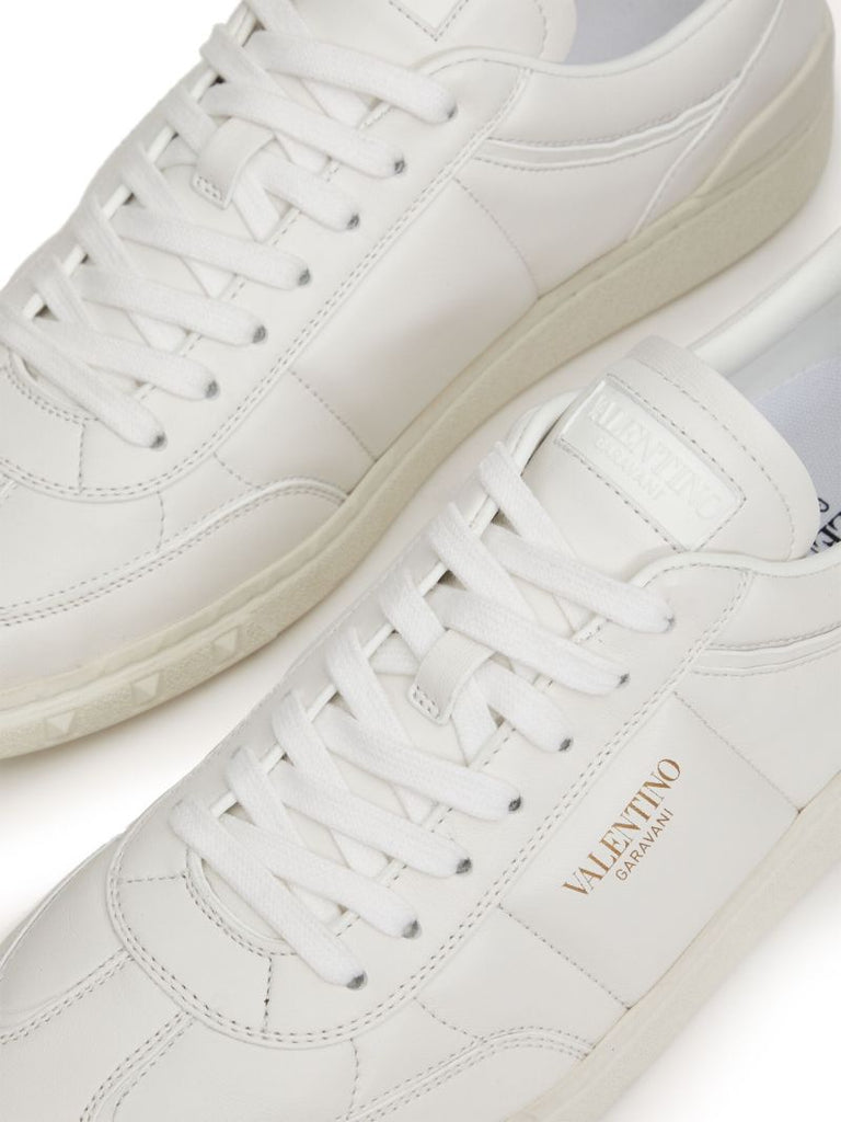 White Upvillage Low-top Sneakers