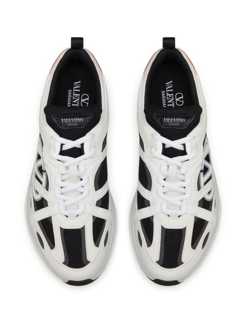 White Vlogo Easyjog Leather Sneakers