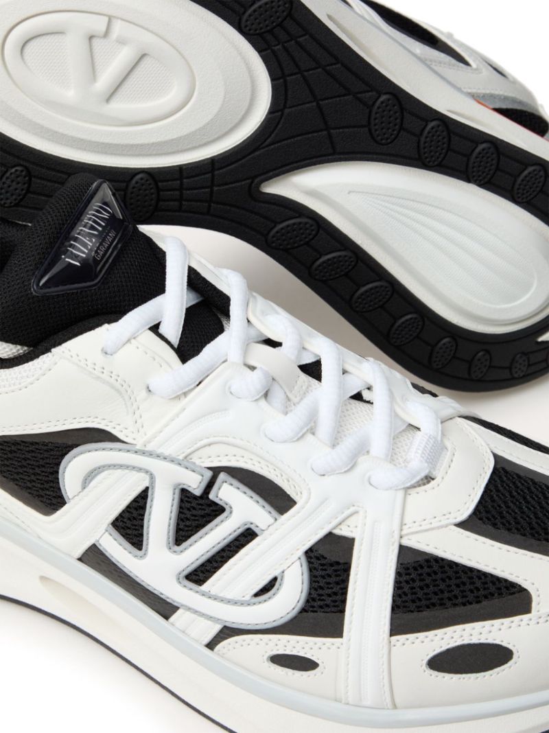 White Vlogo Easyjog Leather Sneakers